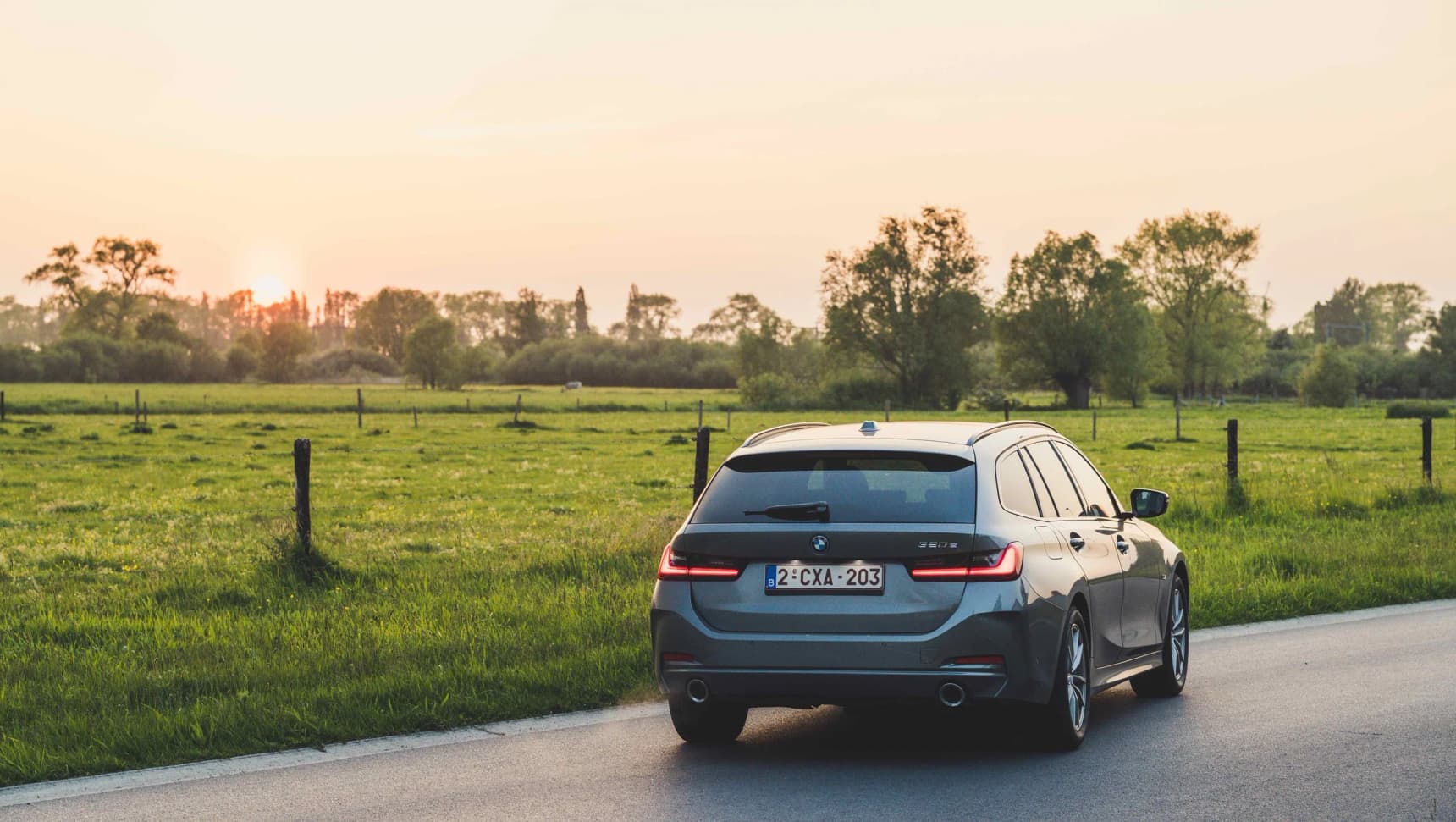 2024 BMW 320e Touring