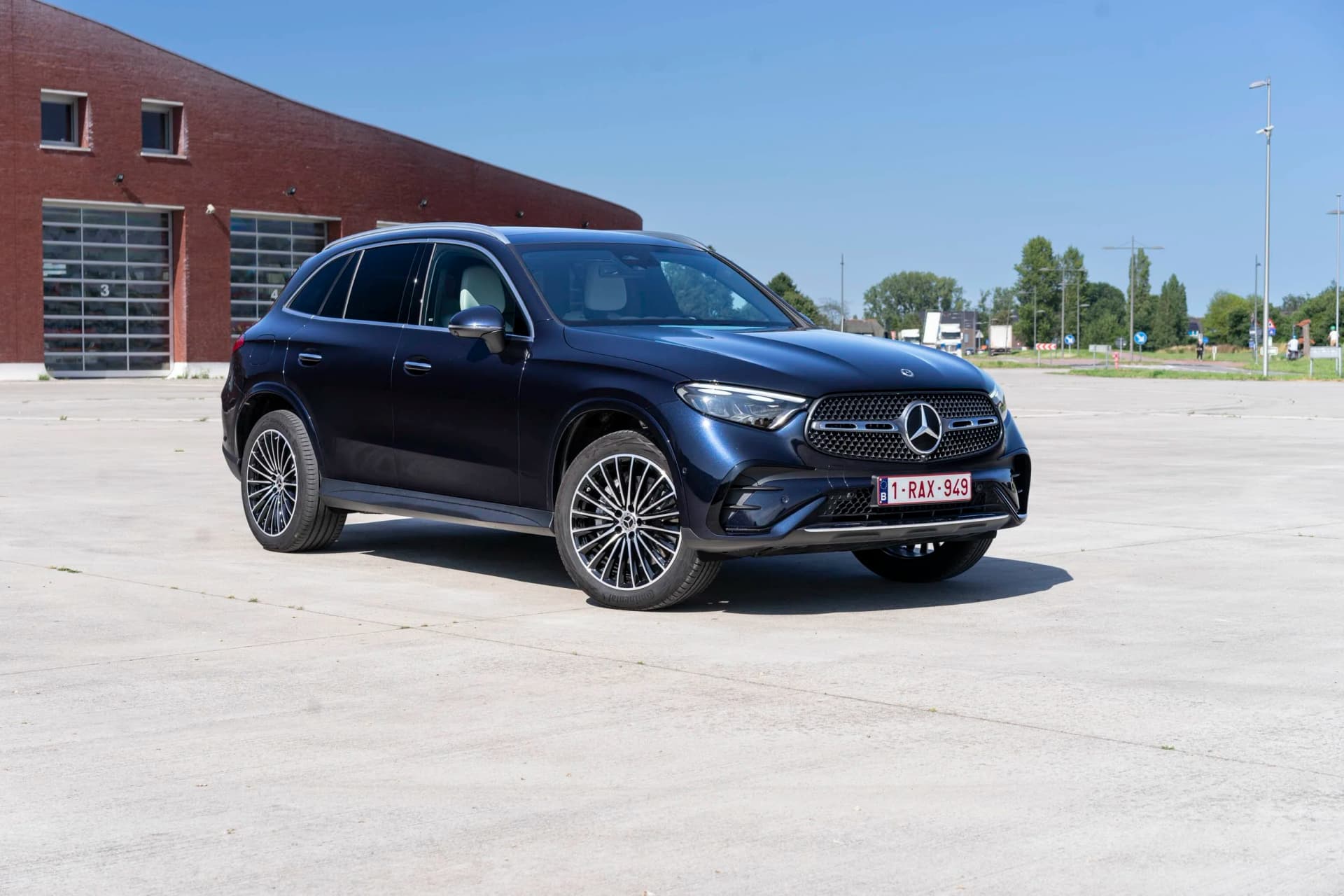 2025 Mercedes-Benz GLC 400e