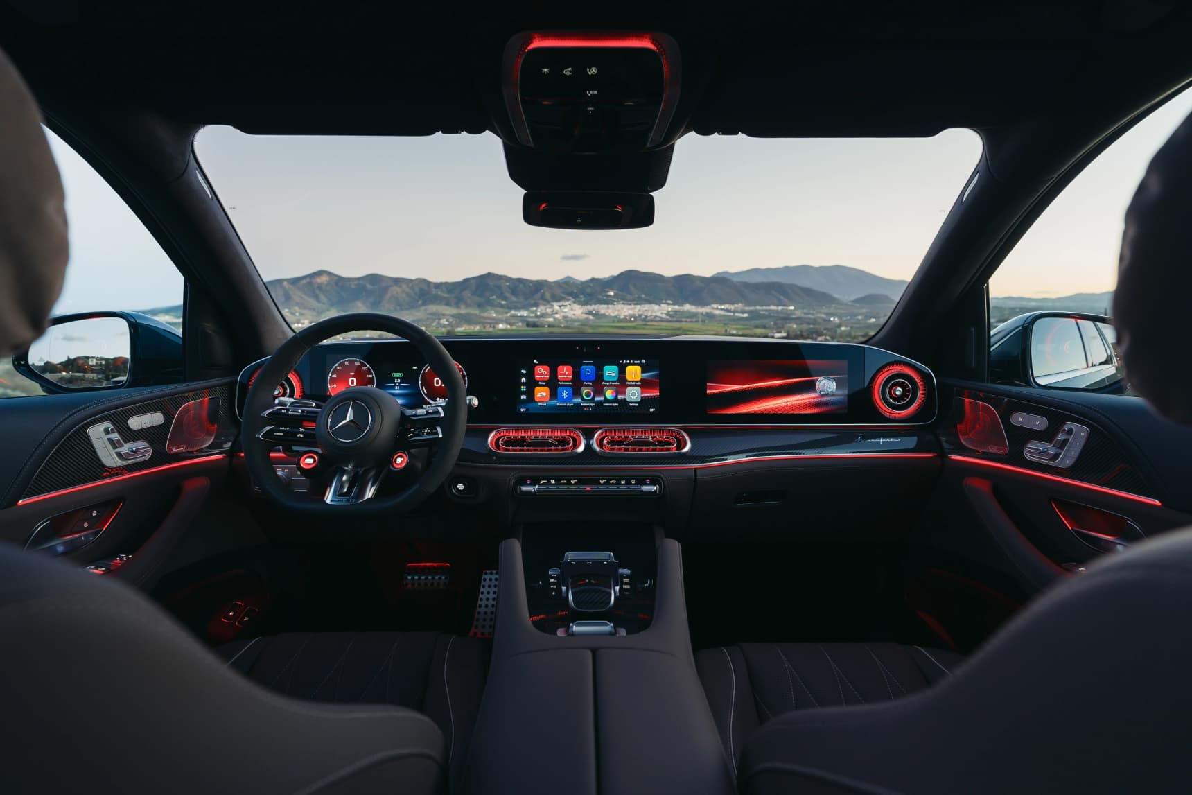 New 2026 Mercedes-AMG GLE 53 Hybrid interior