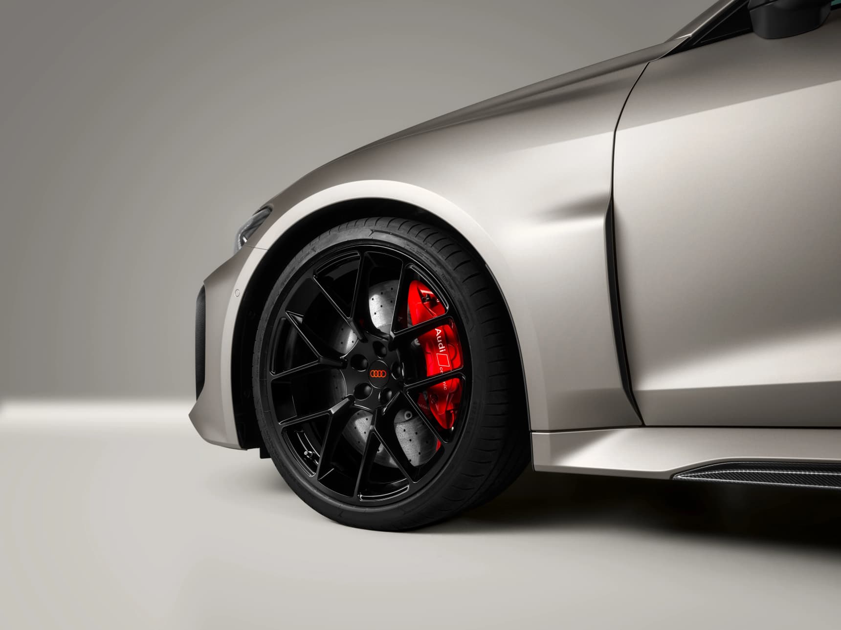 Audi RS 5 becomes Formula 1 hot-lap car. And yes, we want one at Spa