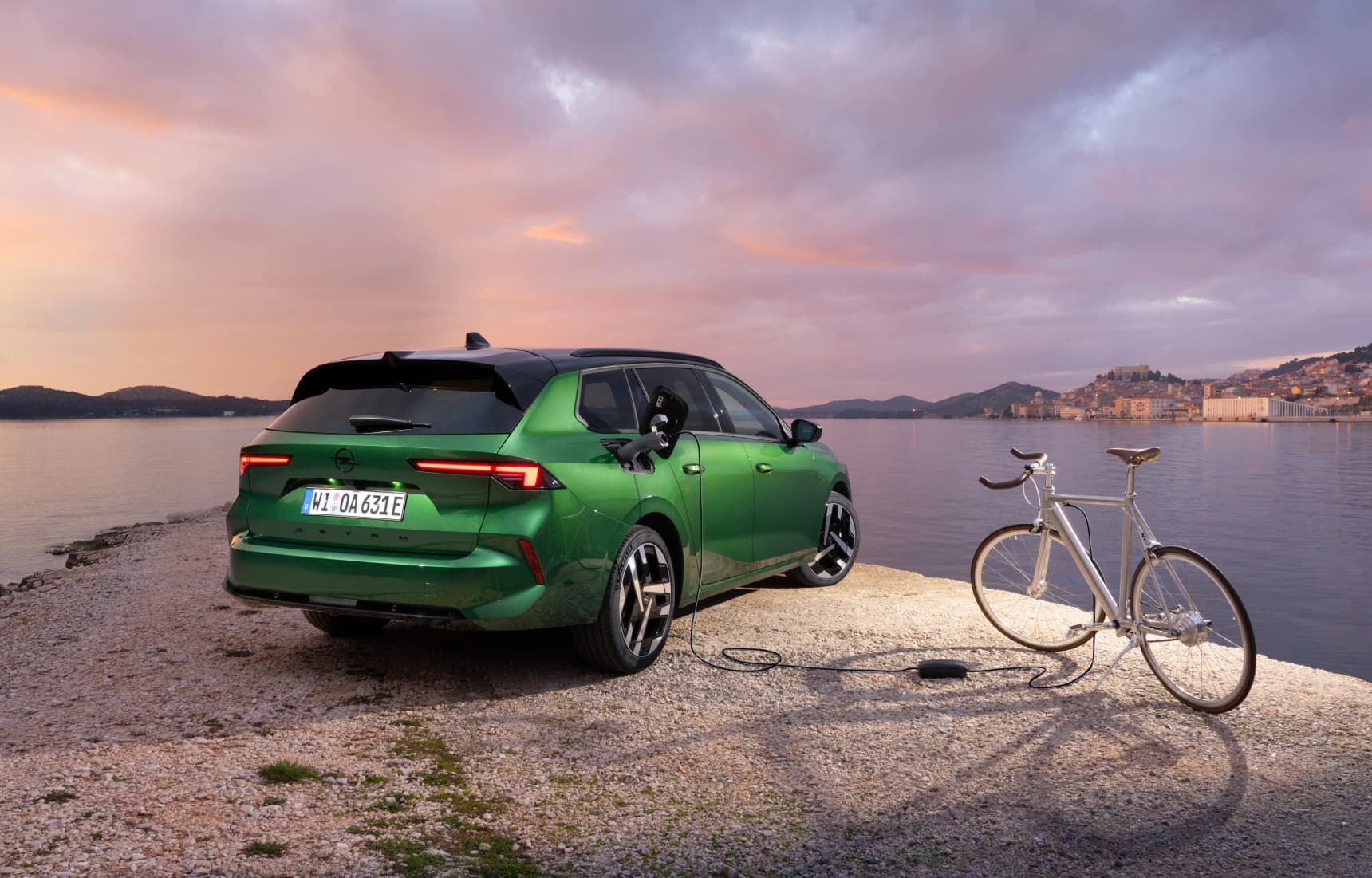 Opel Astra Sports Tourer Electric proves its real-world efficiency