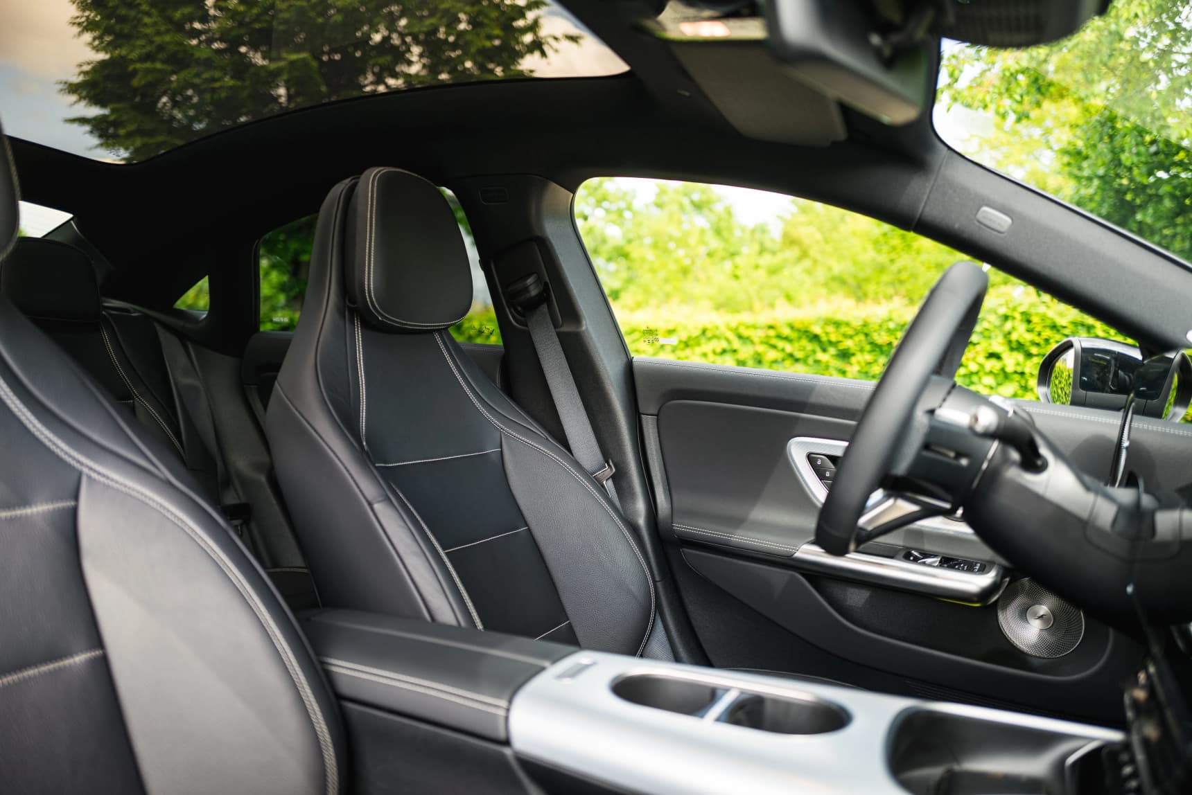 2026_Mercedes_Benz_CLA_200_Hybrid_AMG_Line_Review