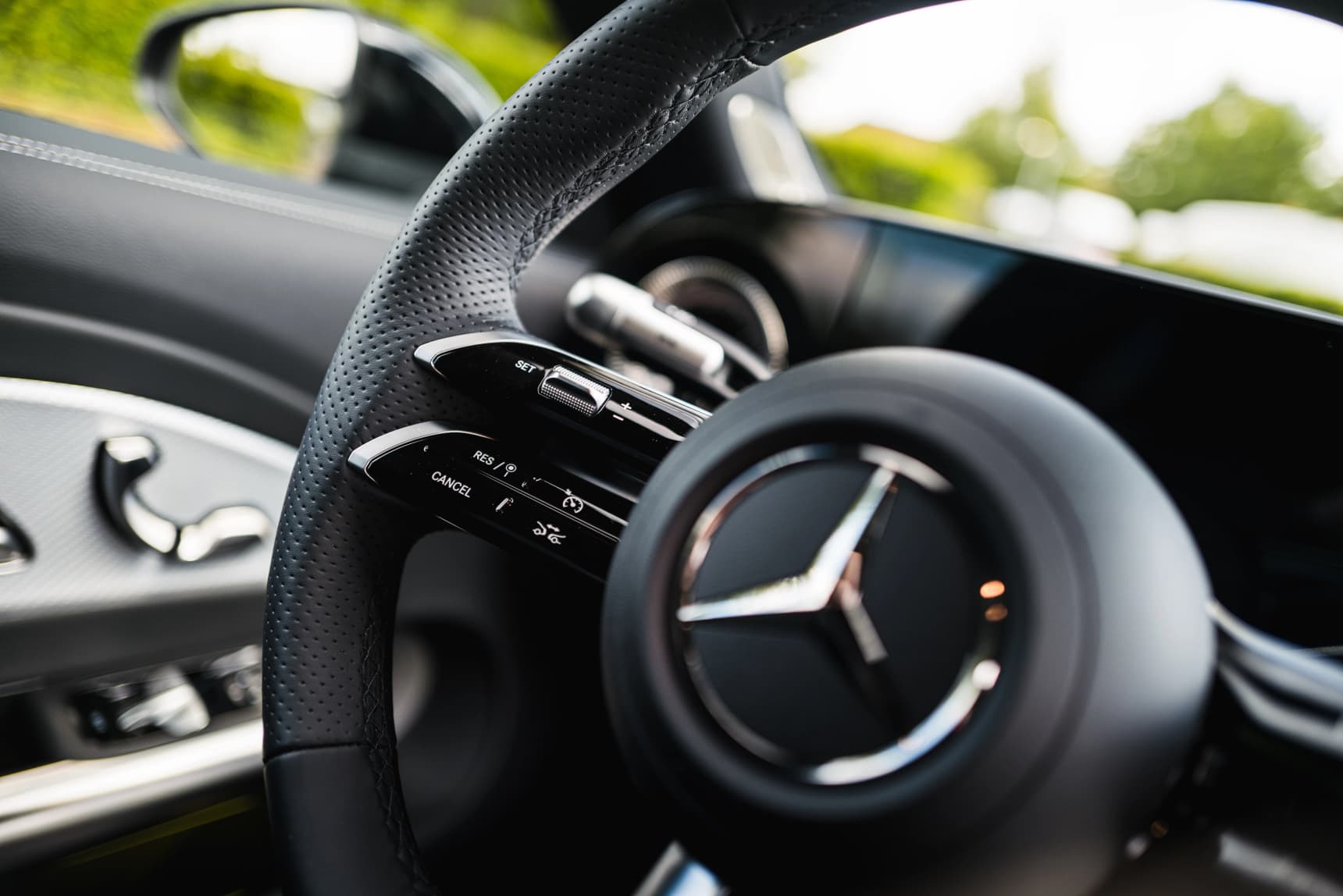 2026_Mercedes_Benz_CLA_200_Hybrid_AMG_Line_Review