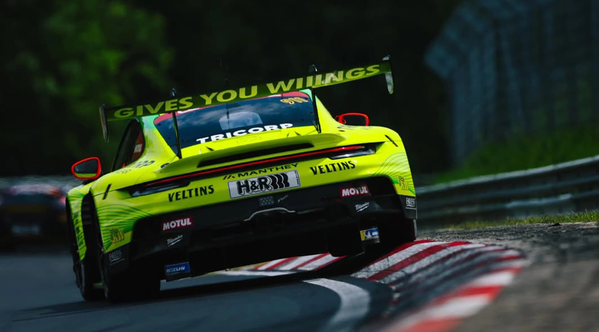 Manthey Grello Porsche retires early from 2026 Nürburgring 24 Hours