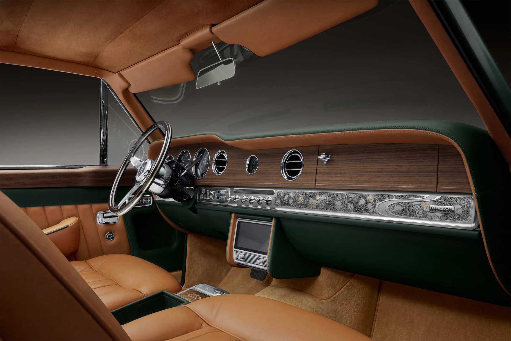 Halcyon Great Eight Series remasters Rolls-Royce Corniche V8