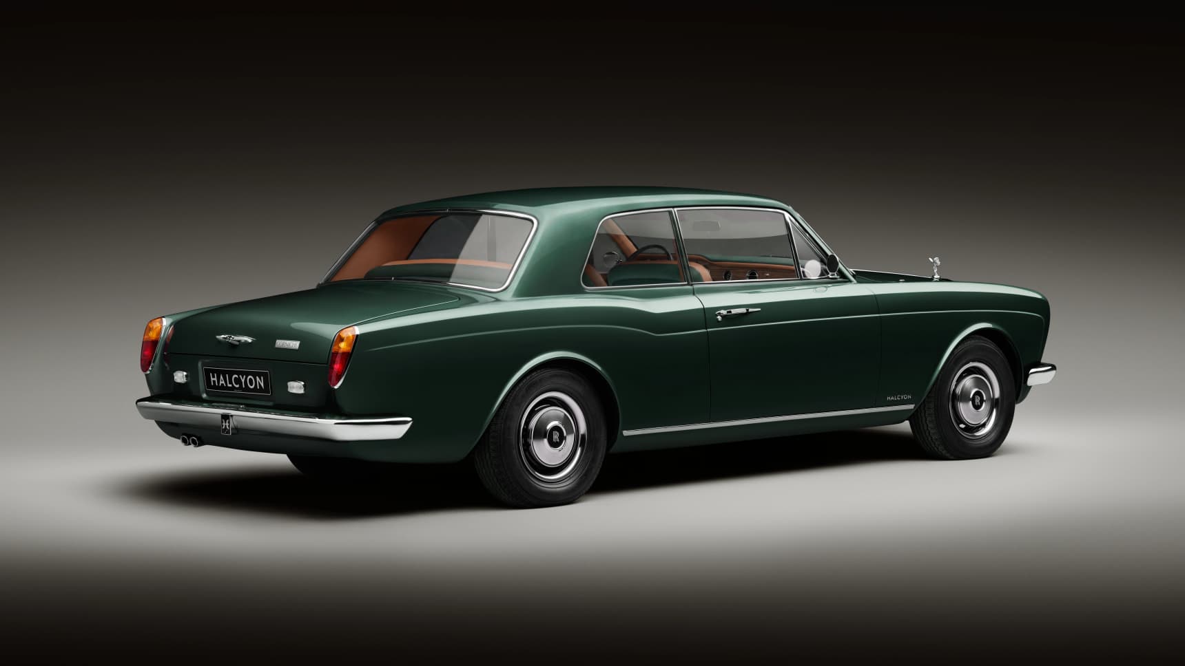 Halcyon Great Eight Series remasters Rolls-Royce Corniche V8