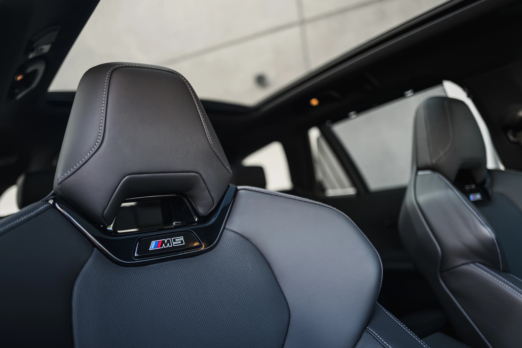 BMW_M5_Touring_G99_2025_AutoNext_Review