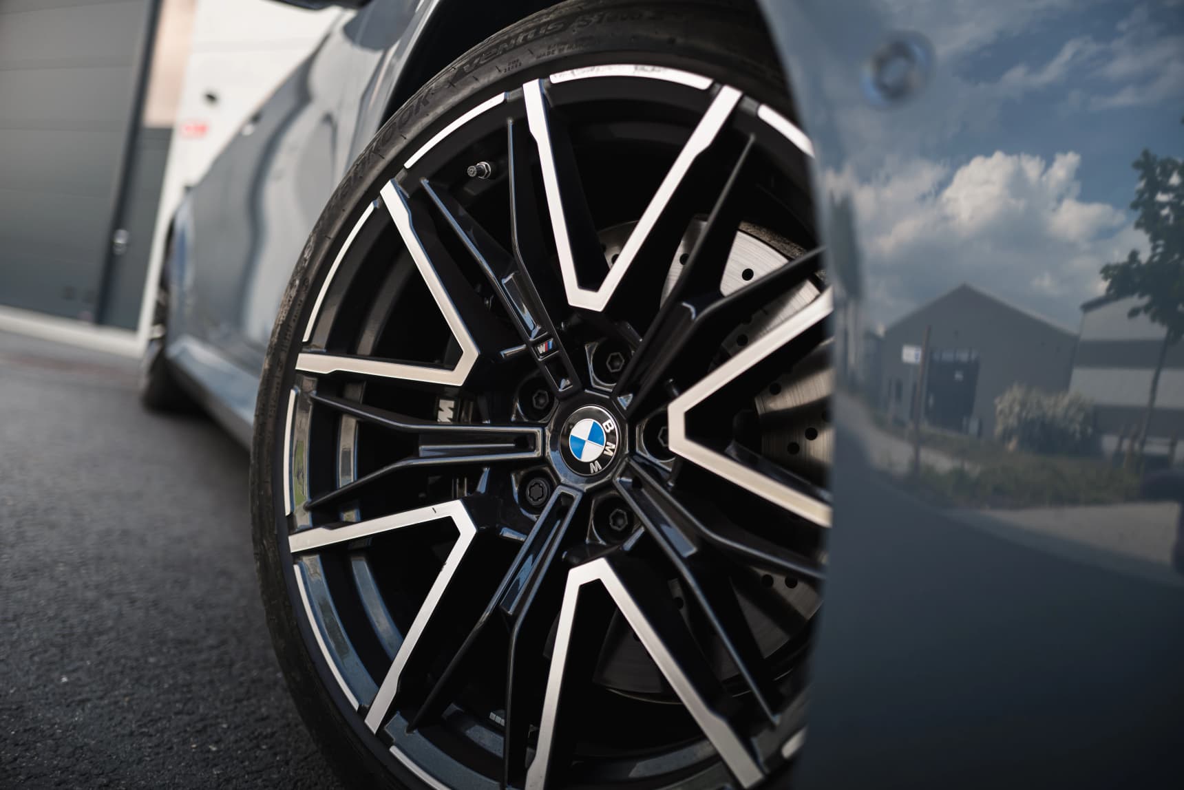 BMW_M5_Touring_G99_2025_AutoNext_Review