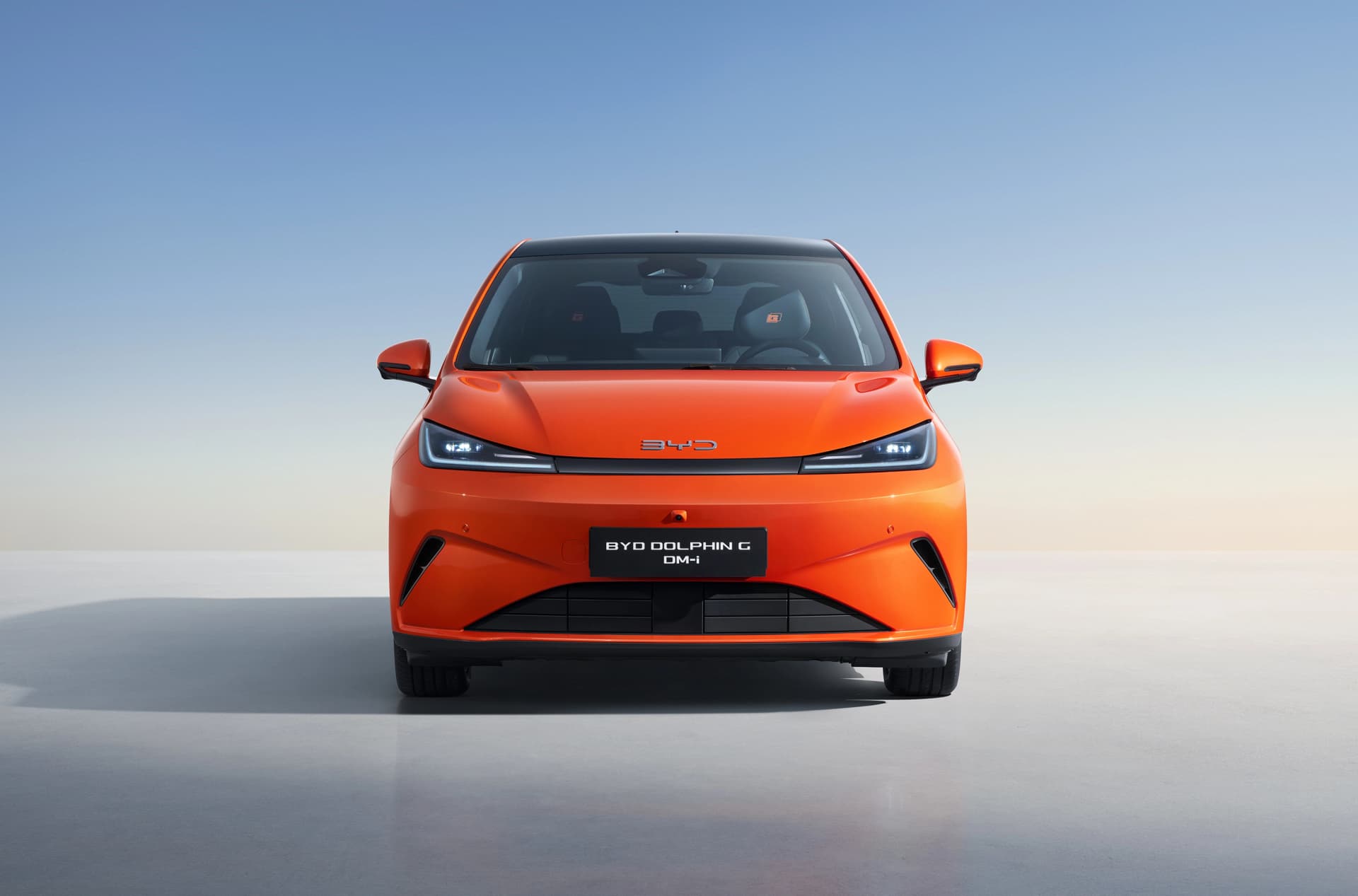 BYD Dolphin G DM-i brings 1,000 km plug-in hybrid range to Europe