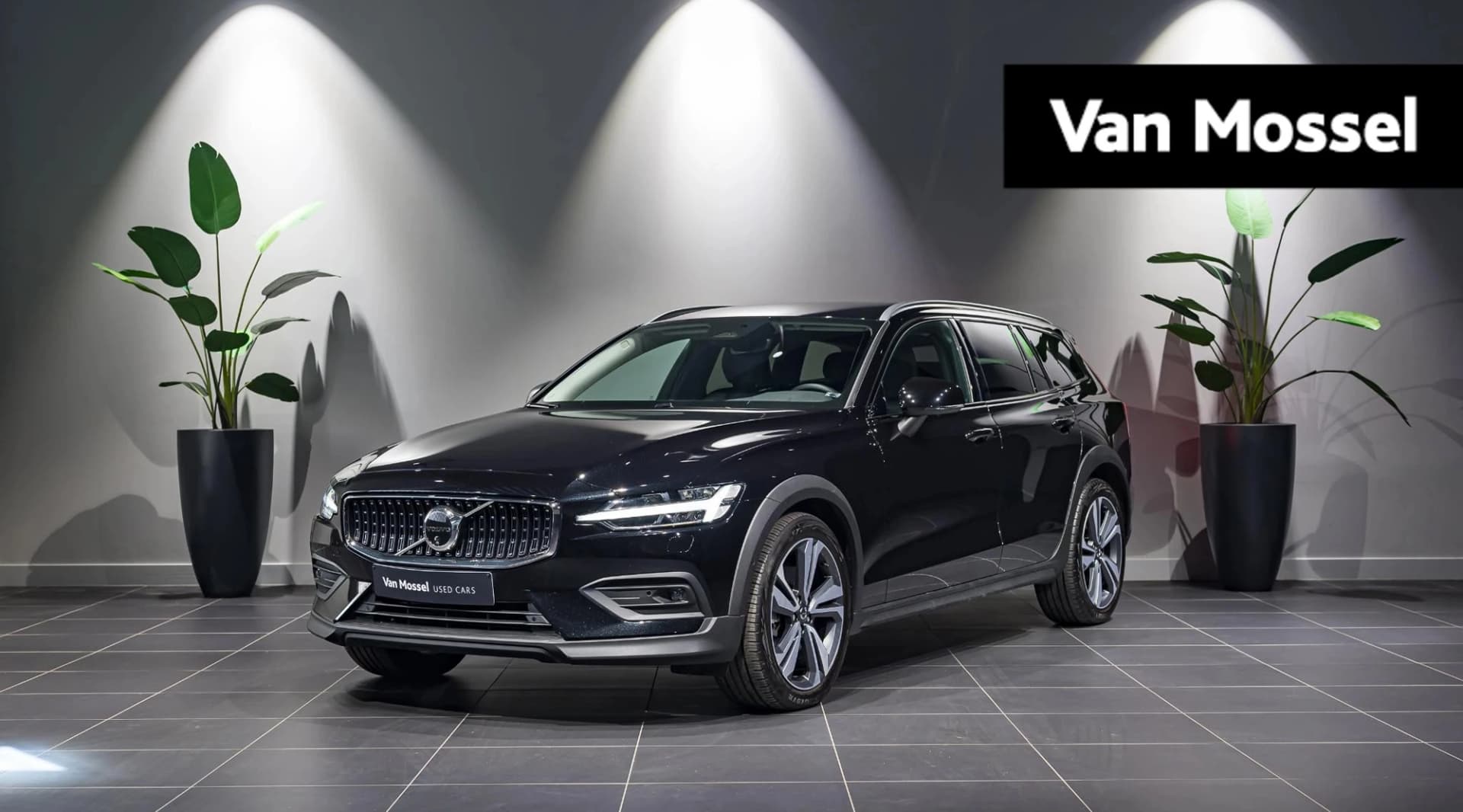 Car of the Week: Volvo V60 Cross Country B4 Diesel AWD