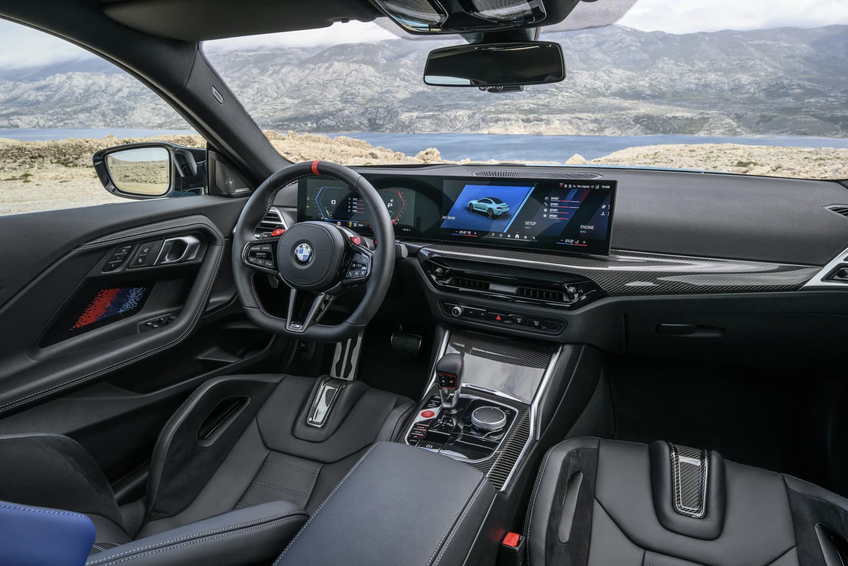 BMW M2 xDrive revealed with 480 hp and 3.7-second sprint