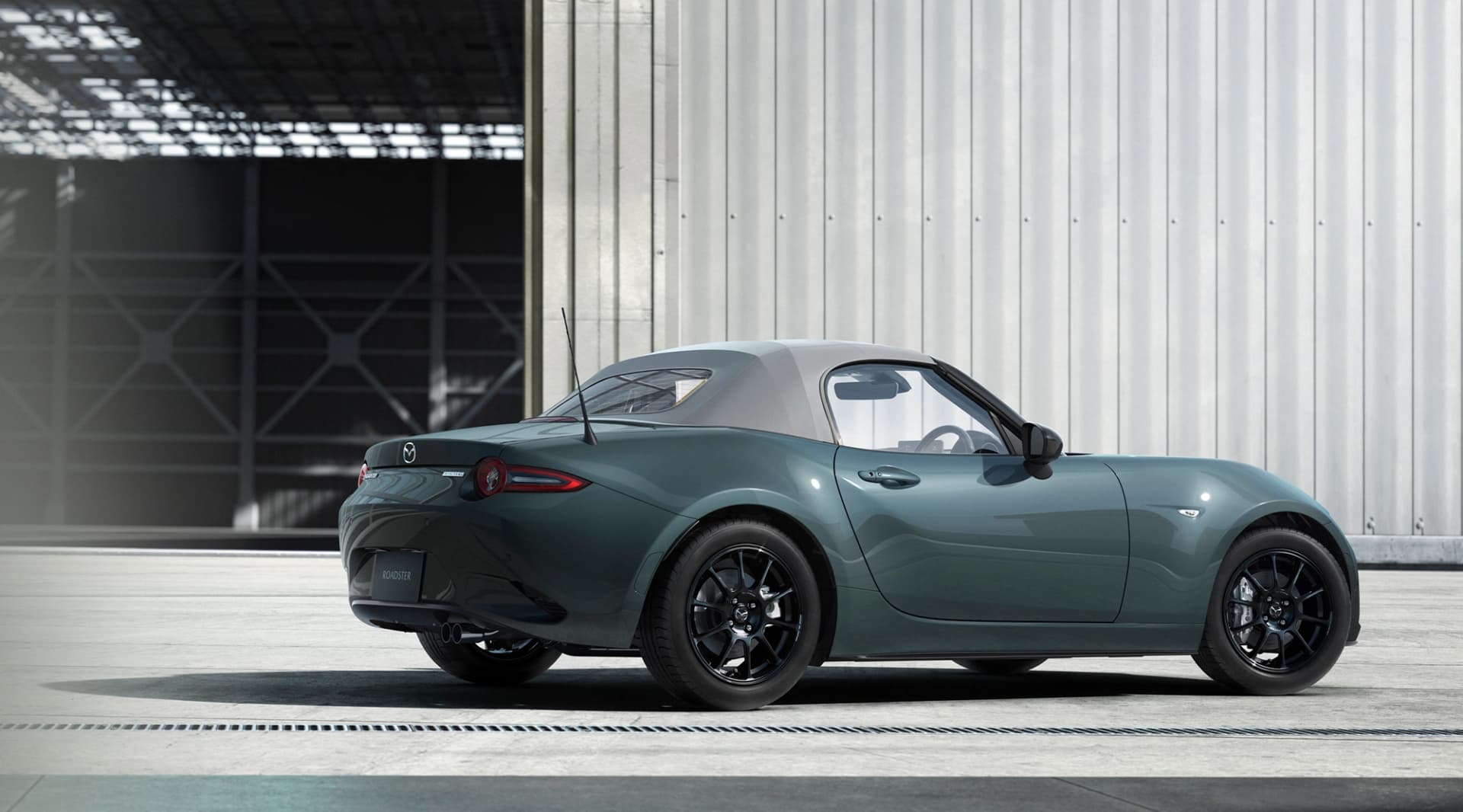 Mazda MX-5 gets new Zinc Green Metallic body colour