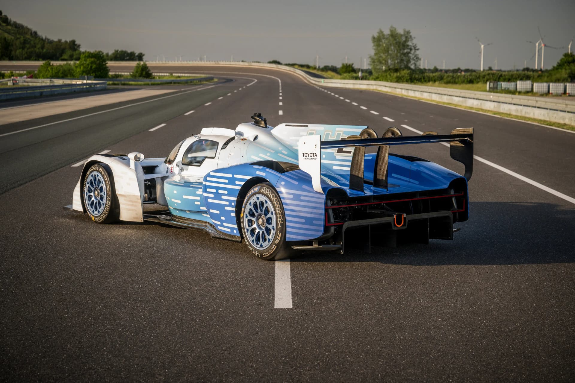Liquid Hydrogen Comes to Le Mans with the Toyota TR LH2 Racing Prototype