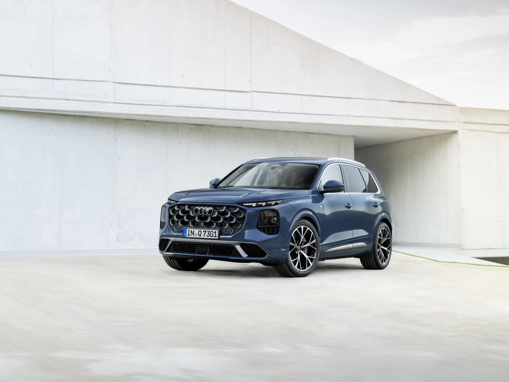 Audi has revealed the third-generation Q7, combining up to seven seats, V6 TDI power, quattro all-wheel drive and advanced lighting technology.