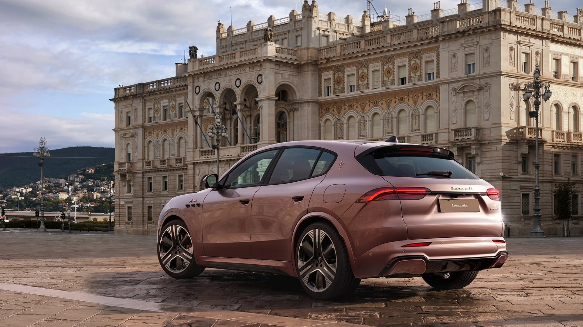 Maserati just made its electric Grecale a lot more tempting