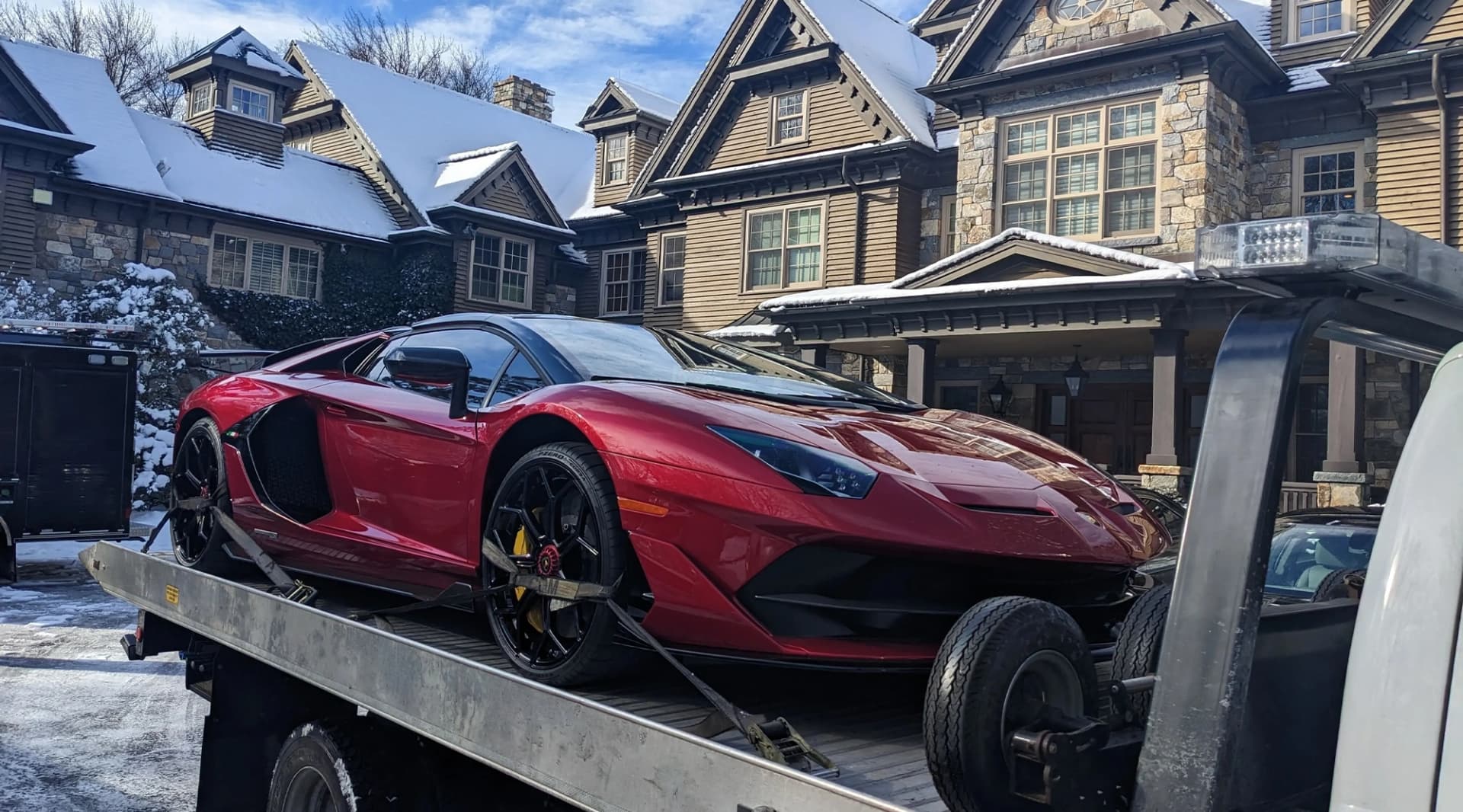 The Feds just seized a fraudster's Bugatti Chiron and Lamborghini SVJ, and it's a hell of a collection
