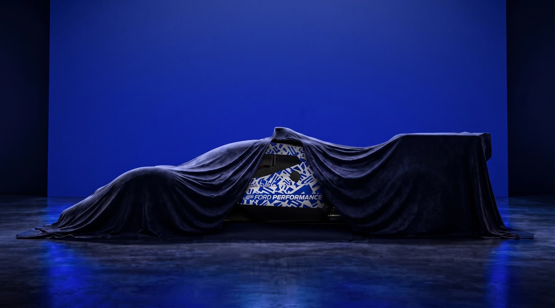 Ford's new Le Mans hypercar just fired up its V8, and it sounds glorious