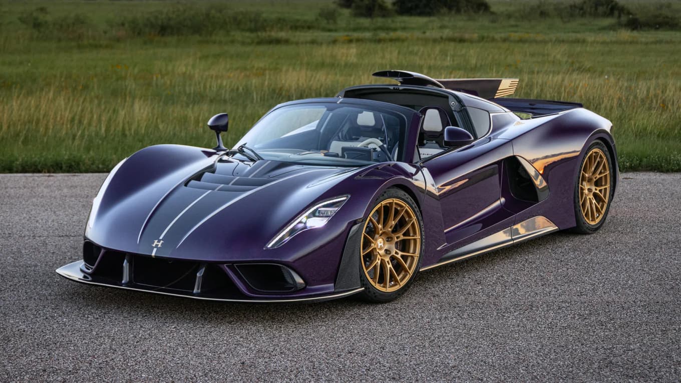 Hennessey Venom F5-M: a 2,031 hp manual hypercar