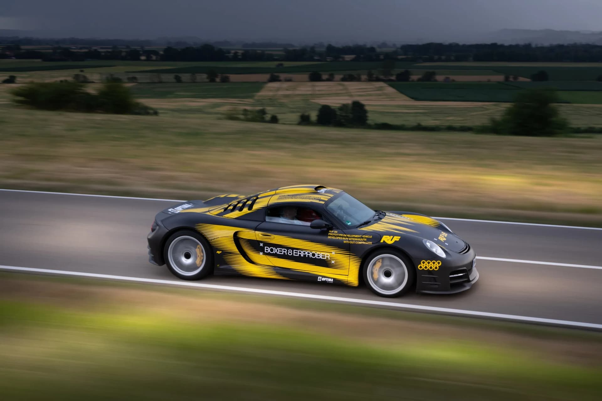 RUF just built the world's first boxer-eight, a 1,000 hp flat-eight with a manual