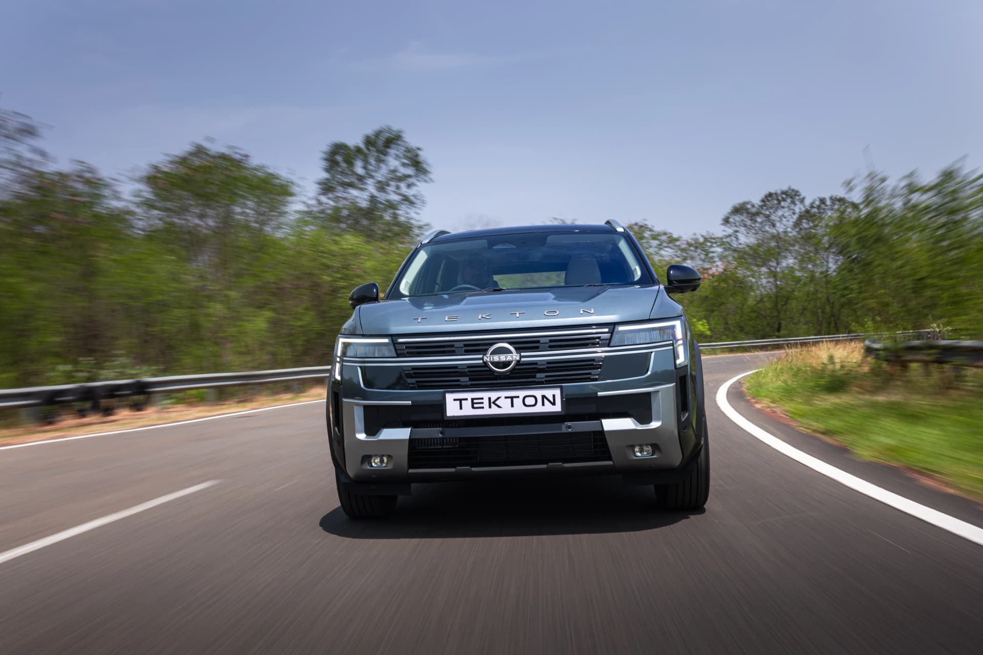 Nissan's new Tekton SUV is basically a Dacia Duster in a smart suit