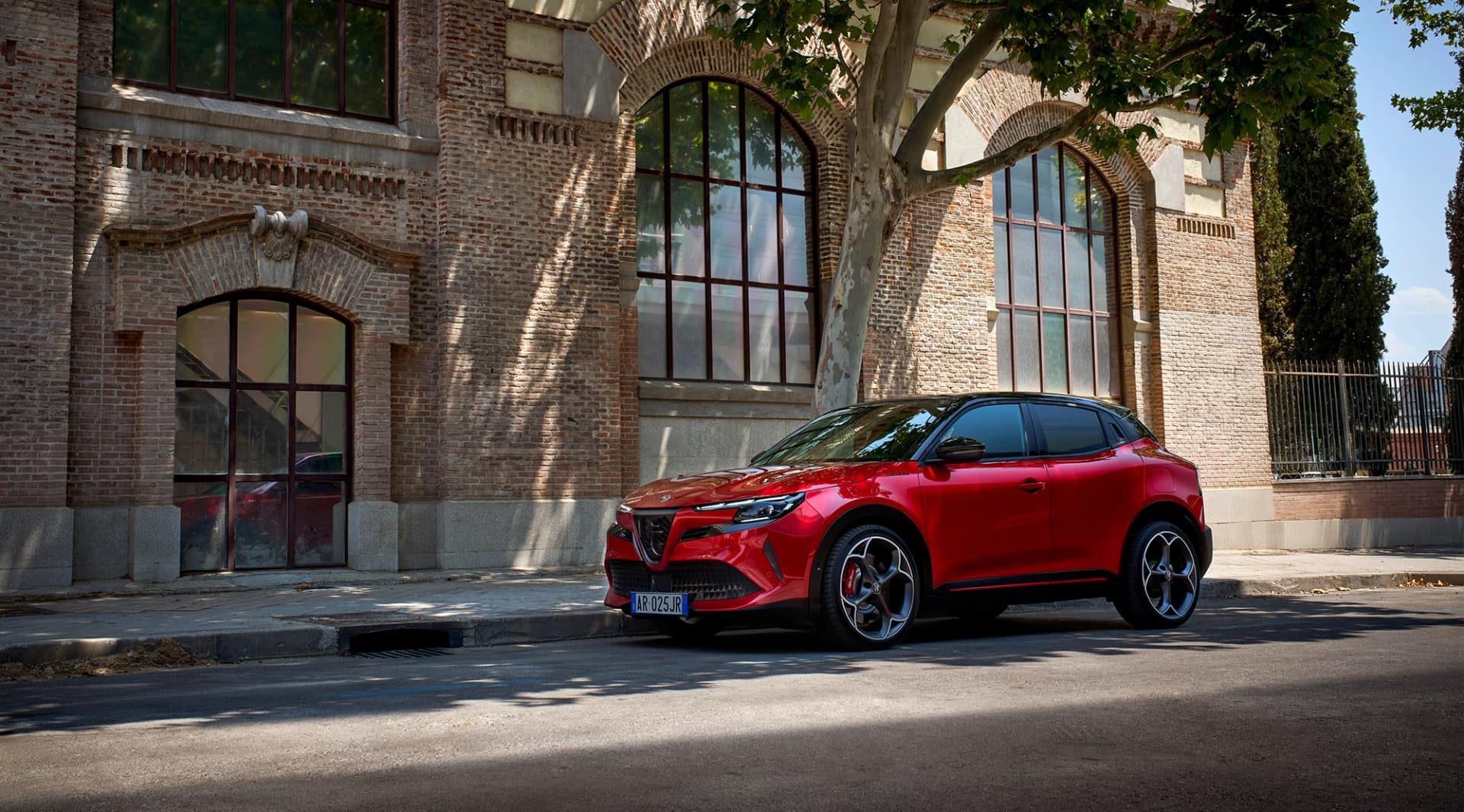 Alfa Romeo's sales are collapsing, and only the Junior is keeping it alive