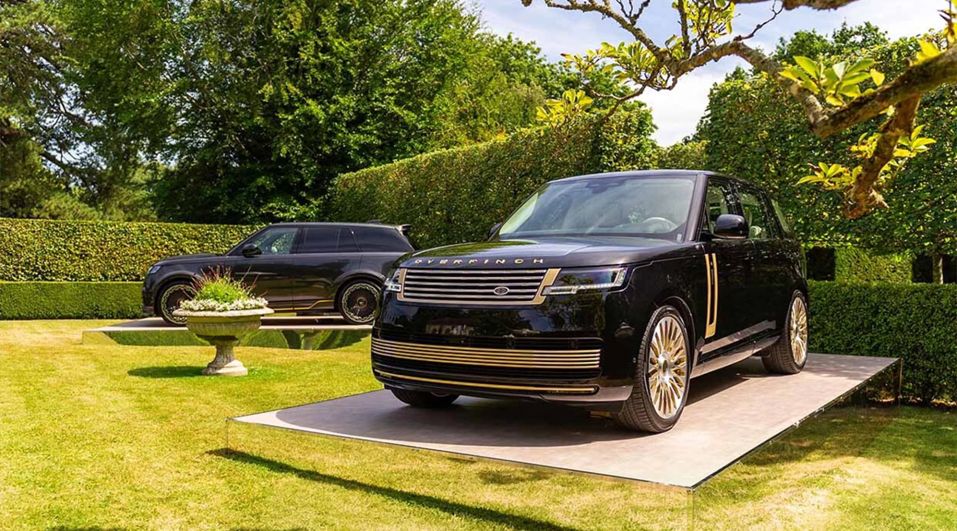 Overfinch reimagines the Holland & Holland Range Rover in black and gold