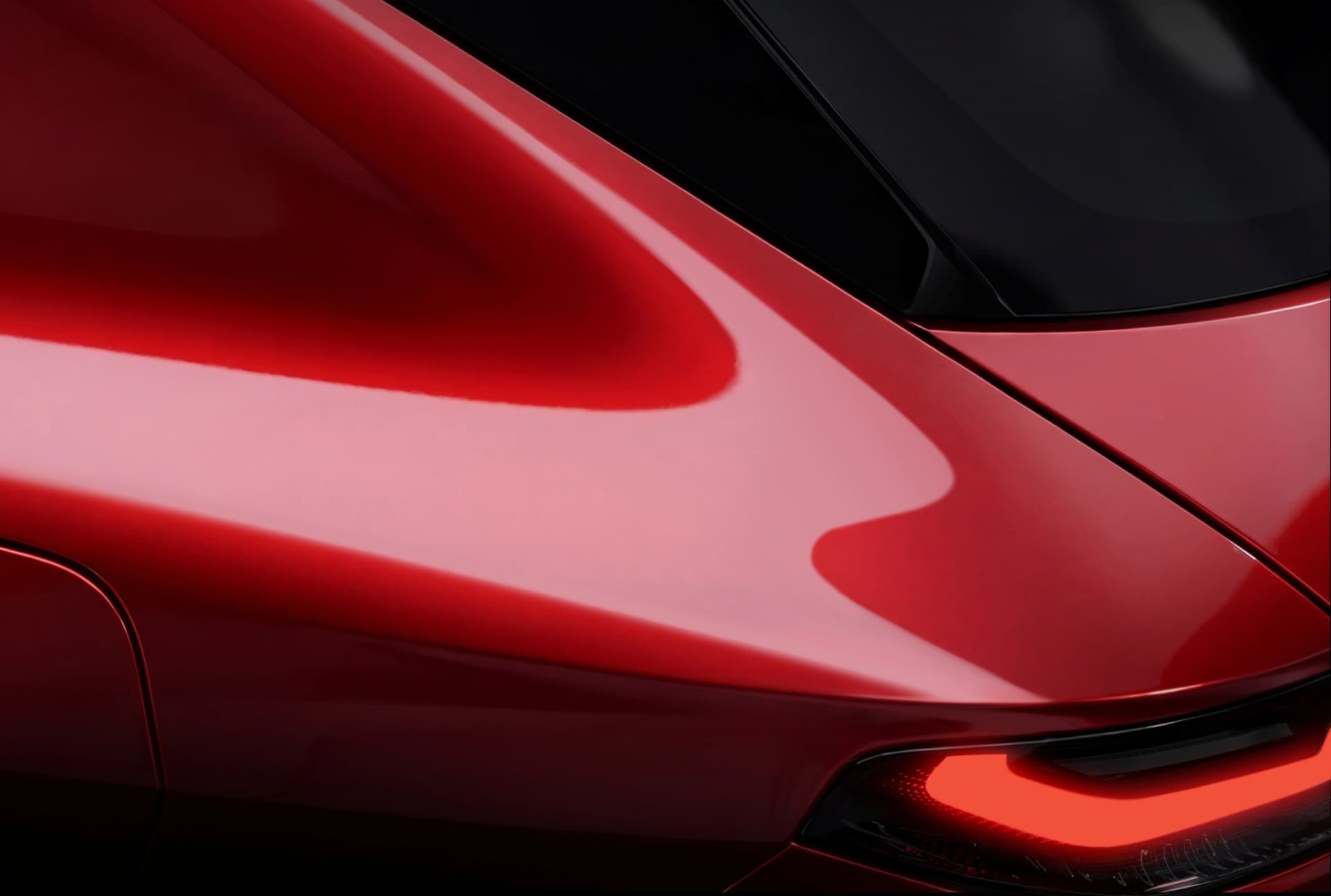 Alfa Romeo teases a sleek new C-SUV, exactly the fresh metal it desperately needs
