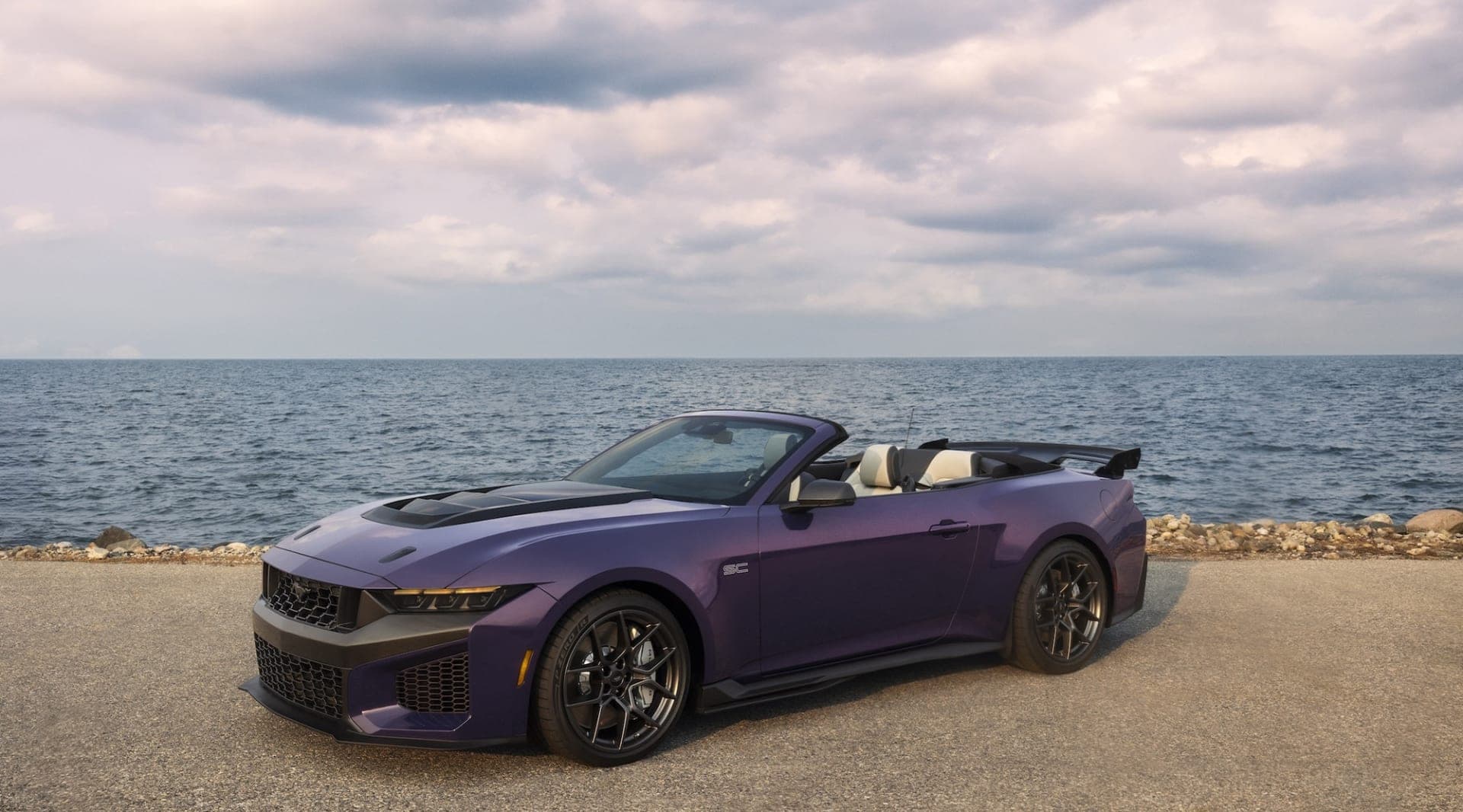 Ford's new Mustang convertible has 806hp and no roof to hide it Mustang Darkhorse SC Convertible