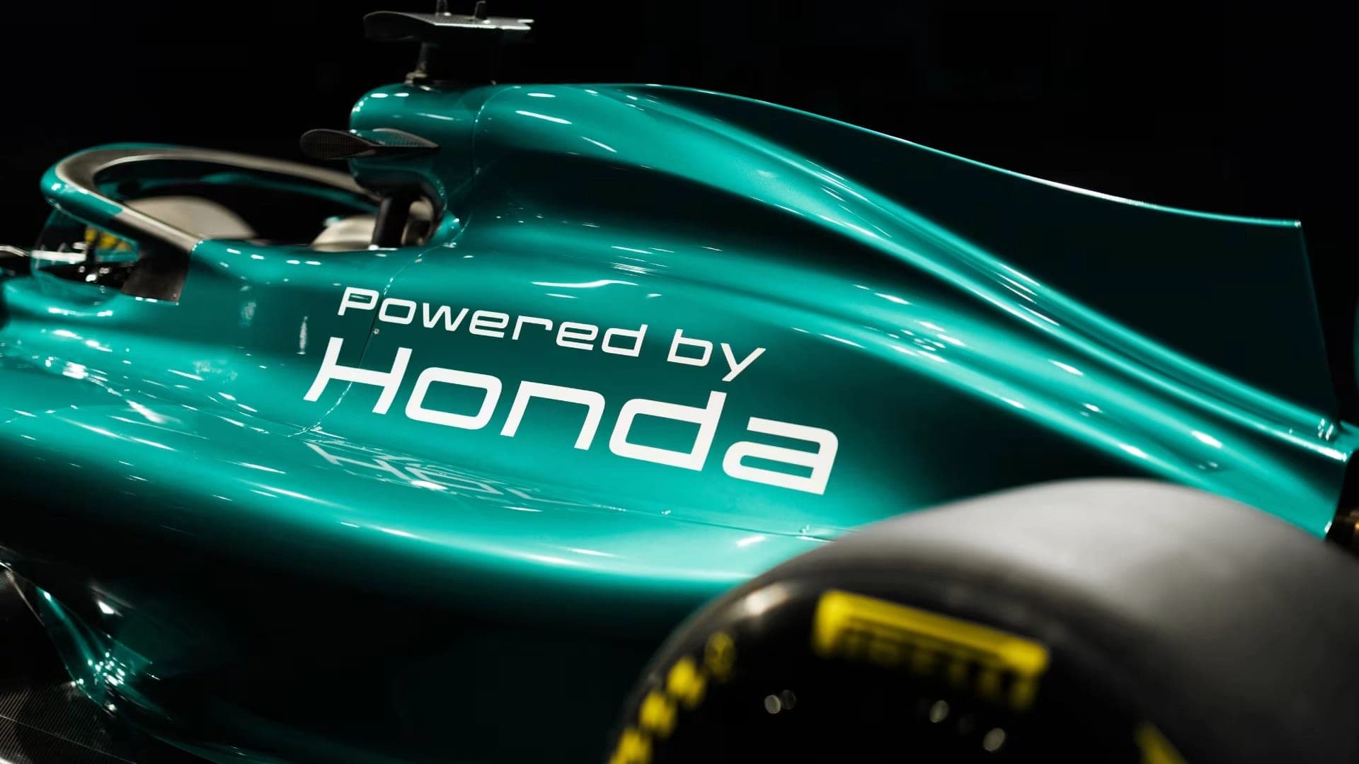 Honda hands its F1 engine to its software chief after three points