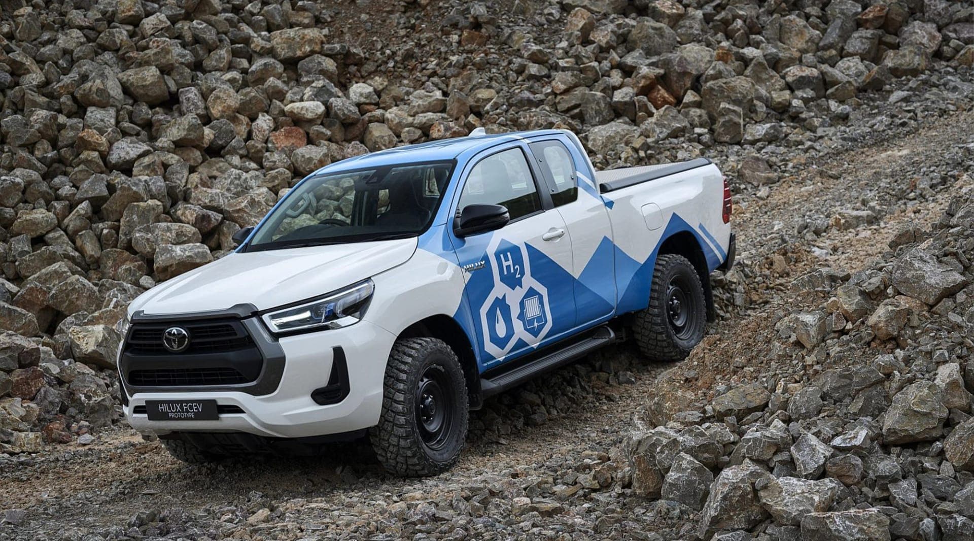 Toyota's 2028 hydrogen Hilux promises 400 km, its prototype did 600