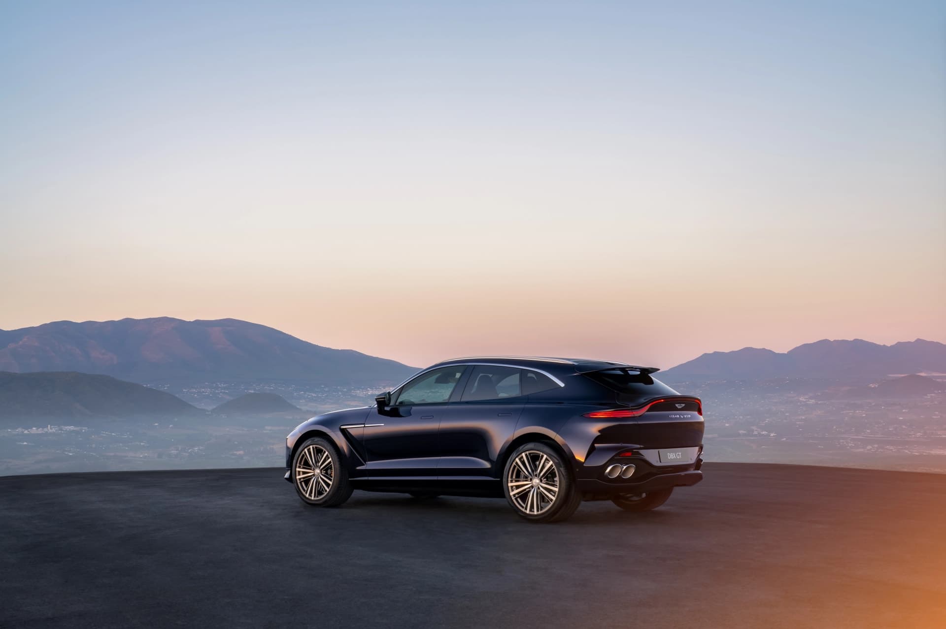 Aston Martin DBX GT keeps 727 hp and turns down the volume
