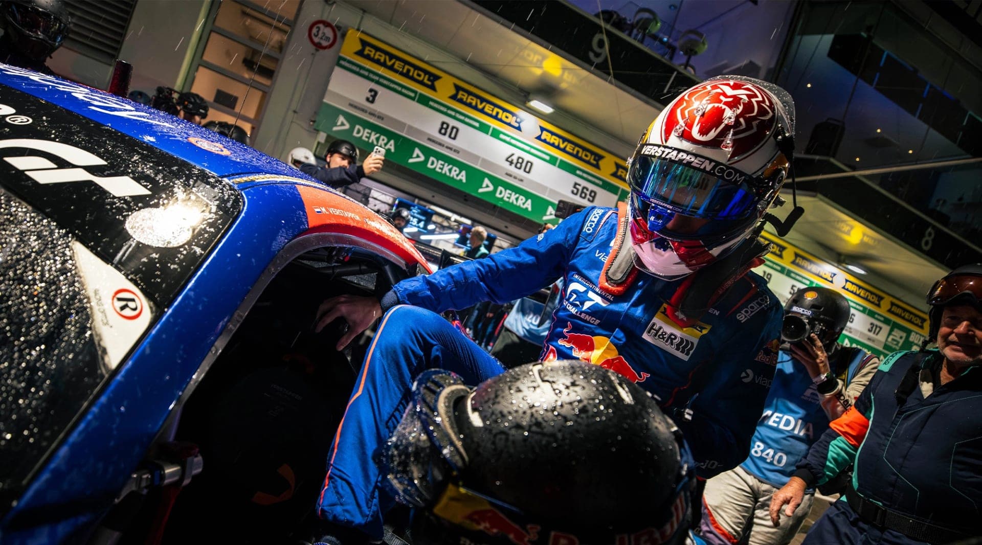 Max Verstappen takes his Mercedes-AMG GT3 to Portimão against Rossi