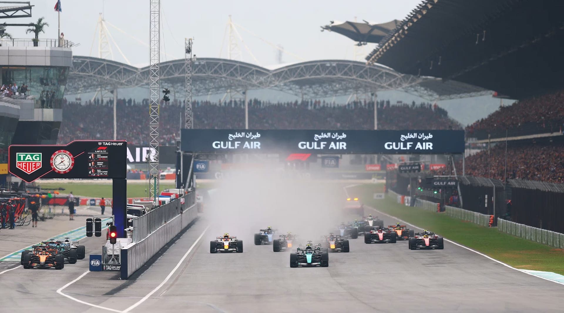 Verstappen wins at Sepang, Ford's first F1 victory since 2003