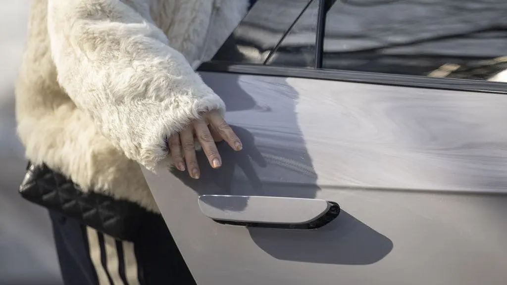 China Sharpens Design Rules: Hidden Door Handles Banned in EVs From 2027