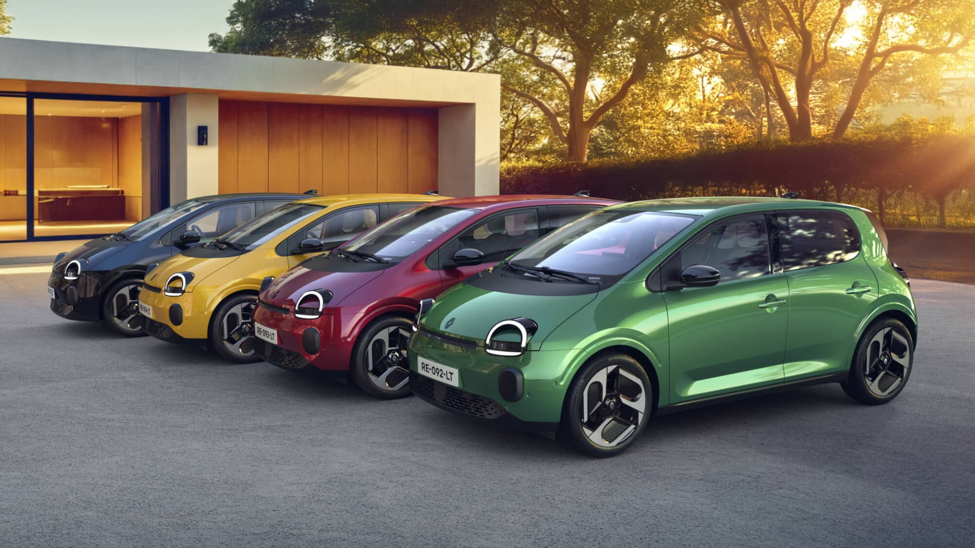 New Renault Twingo Is A Retro EV For Everyone
