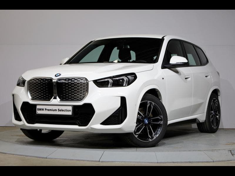 BMW iX1 xDrive30