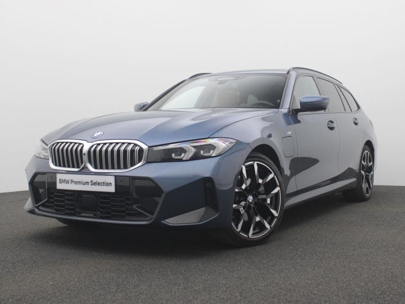 BMW 330e Touring