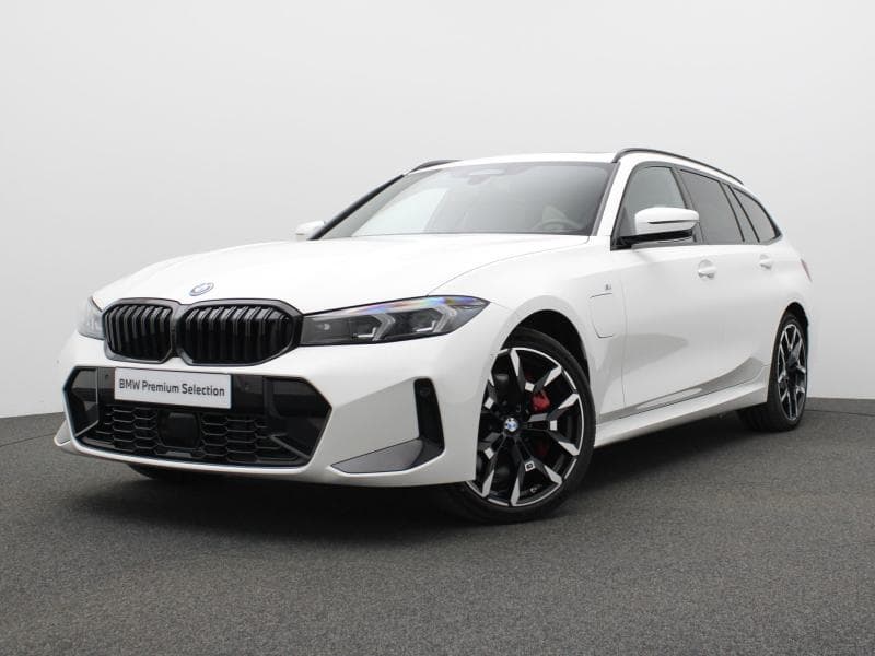BMW 330e Touring