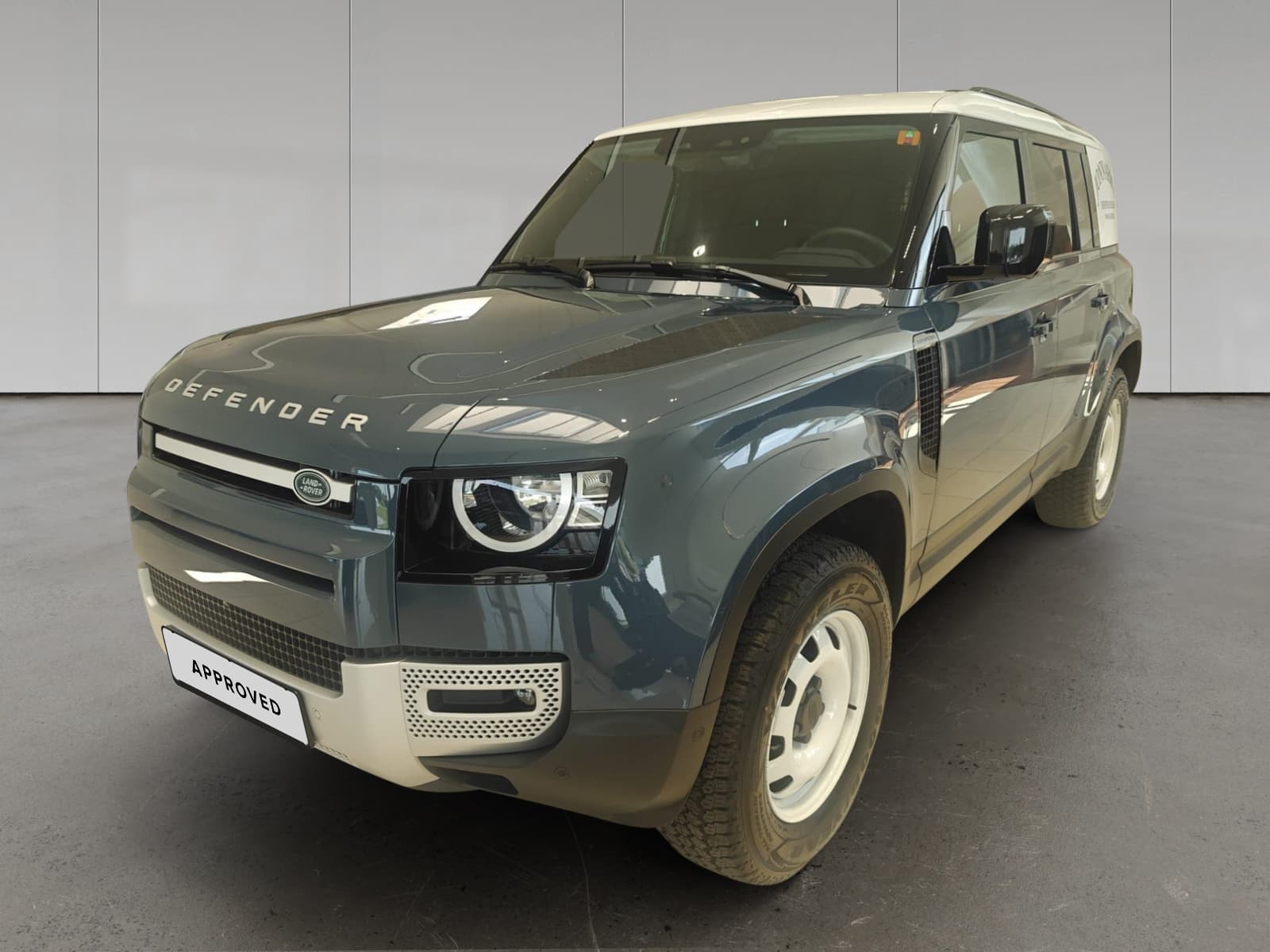 Land Rover Defender 110