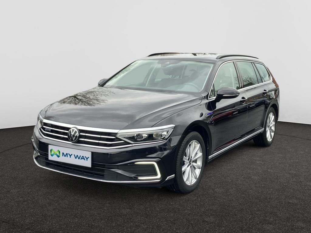 VOLKSWAGEN Passat Variant GTE