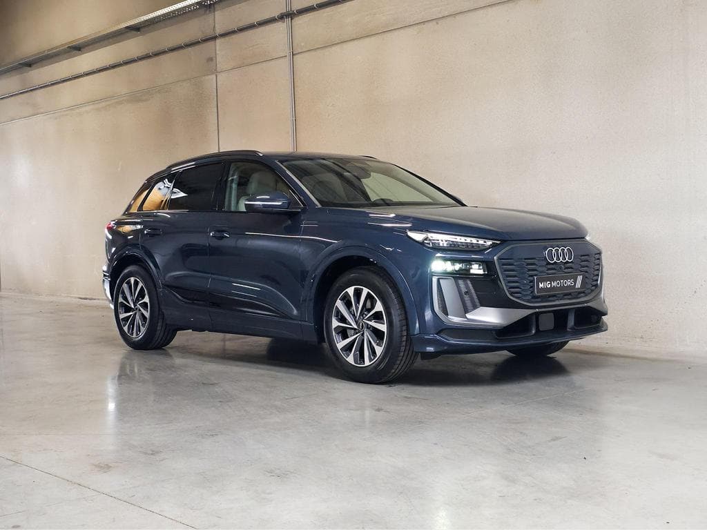 AUDI Q6 e-tron