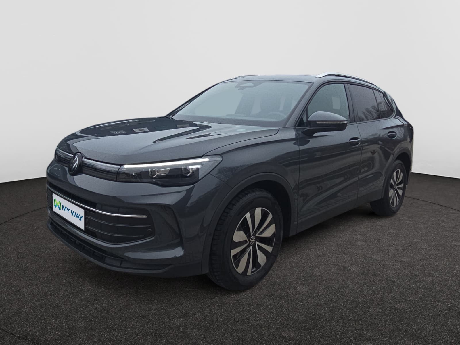 VOLKSWAGEN Tiguan