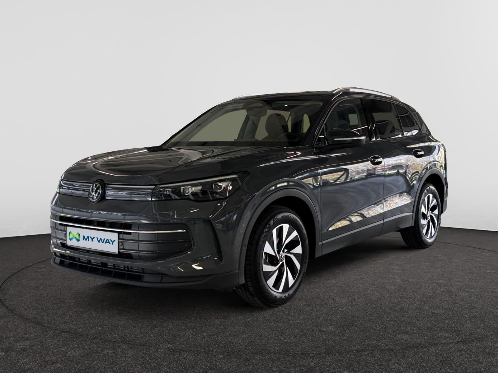 VOLKSWAGEN Tiguan