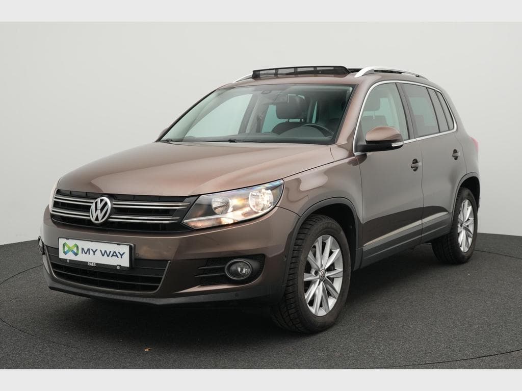 VOLKSWAGEN Tiguan
