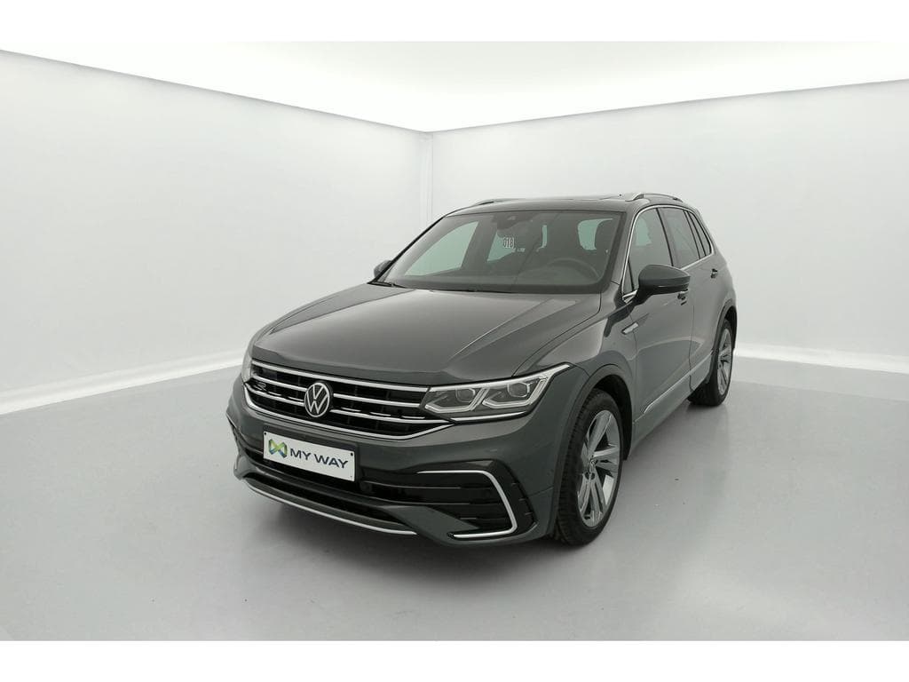 VOLKSWAGEN Tiguan