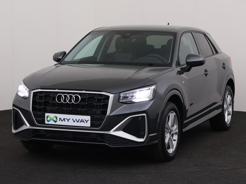 AUDI Q2