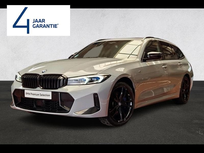 BMW 330e xDrive Touring