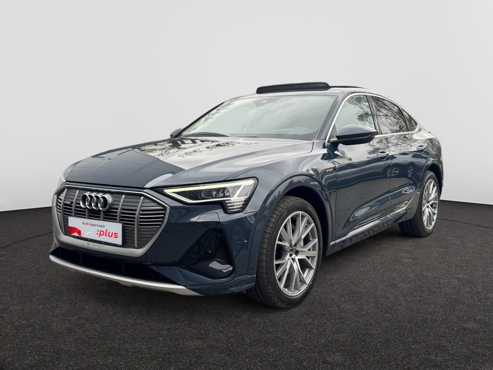AUDI e-tron Sportback