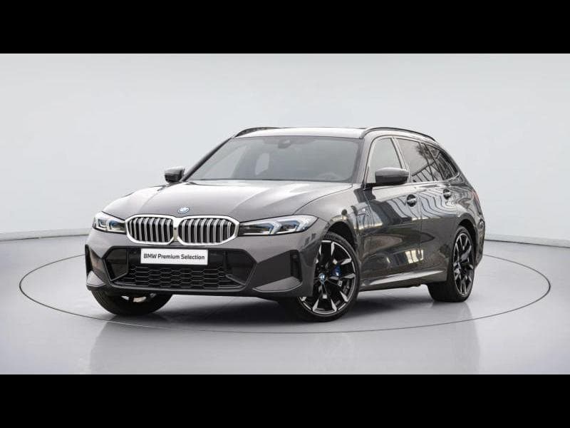 BMW 330e Touring