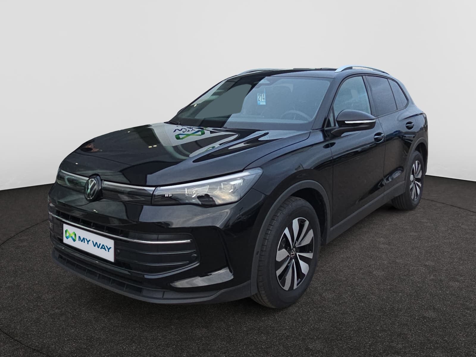 VOLKSWAGEN Tiguan